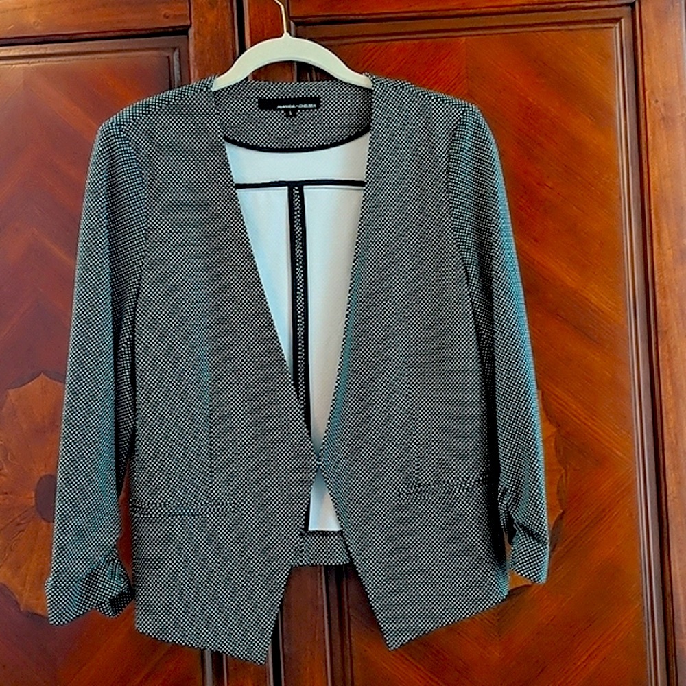 NEW Women's polkadot blazer